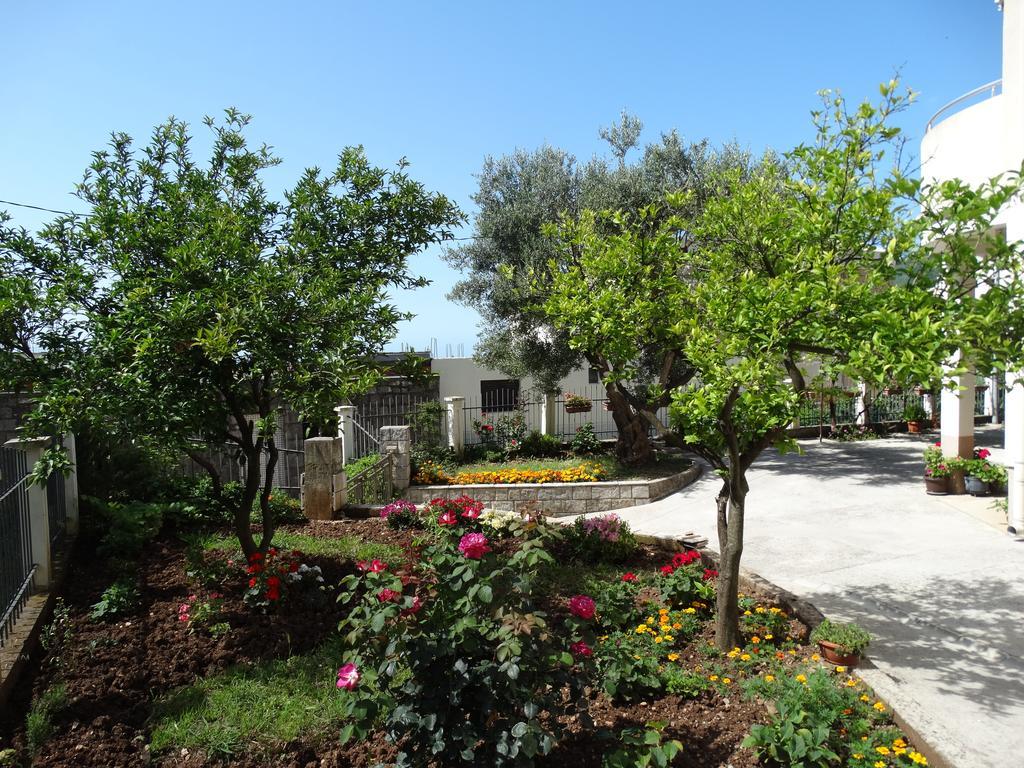 Apartments Ilinka Budva Bagian luar foto